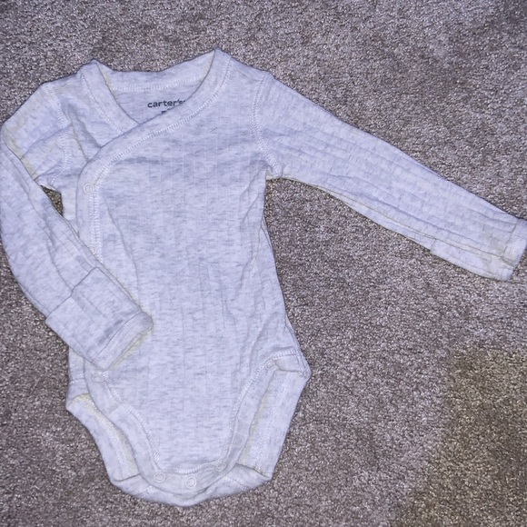 Carter’s 3 Pc Side Snap Onesies | Size Newborn - Picture 4 of 5